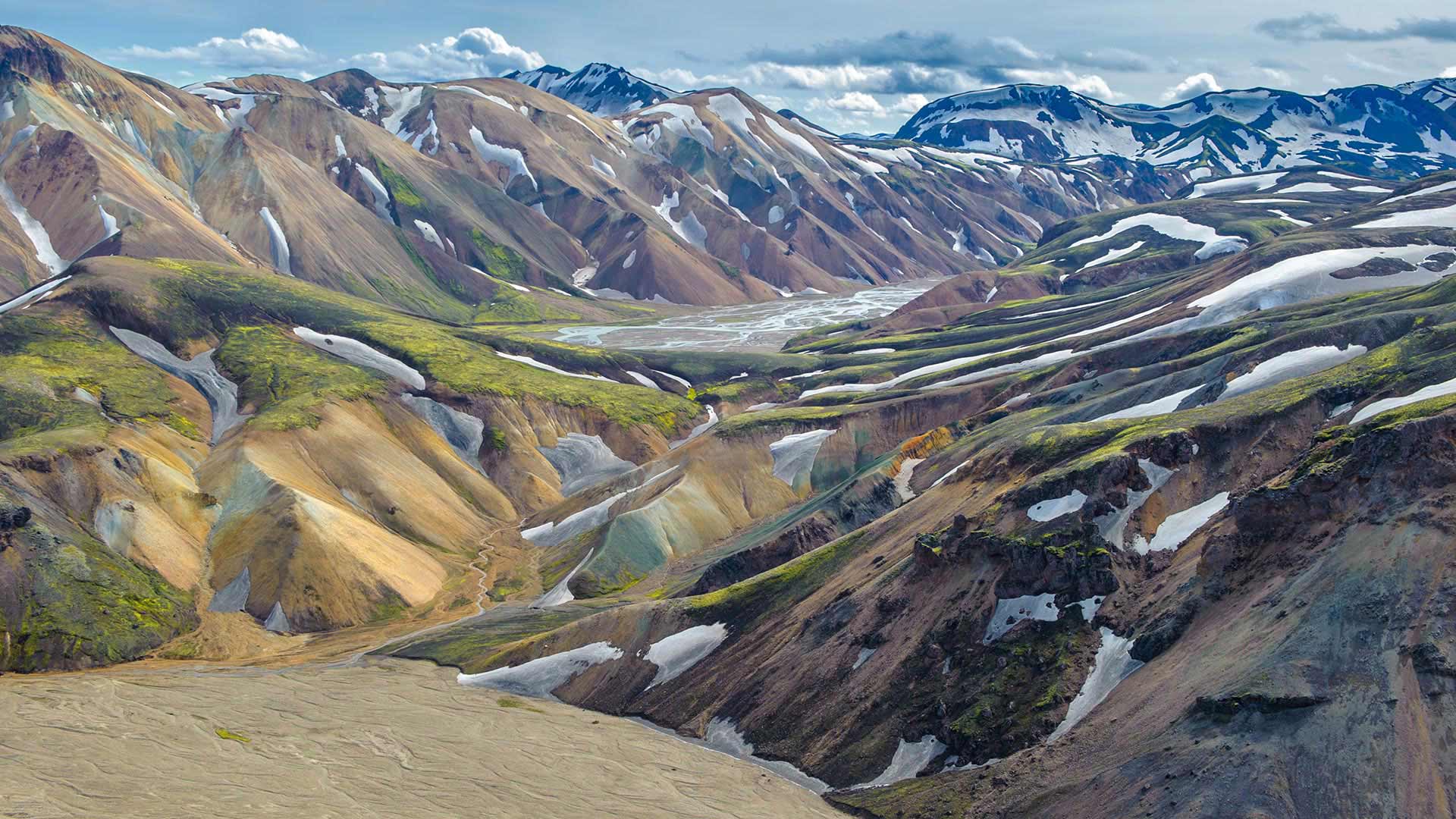 landmannalaugar highland iceland