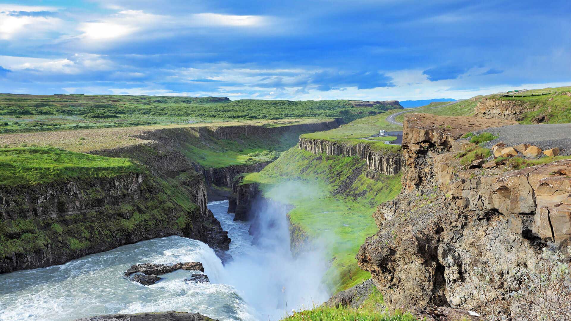 Gullfoss Waterfalls?400x200;crop
