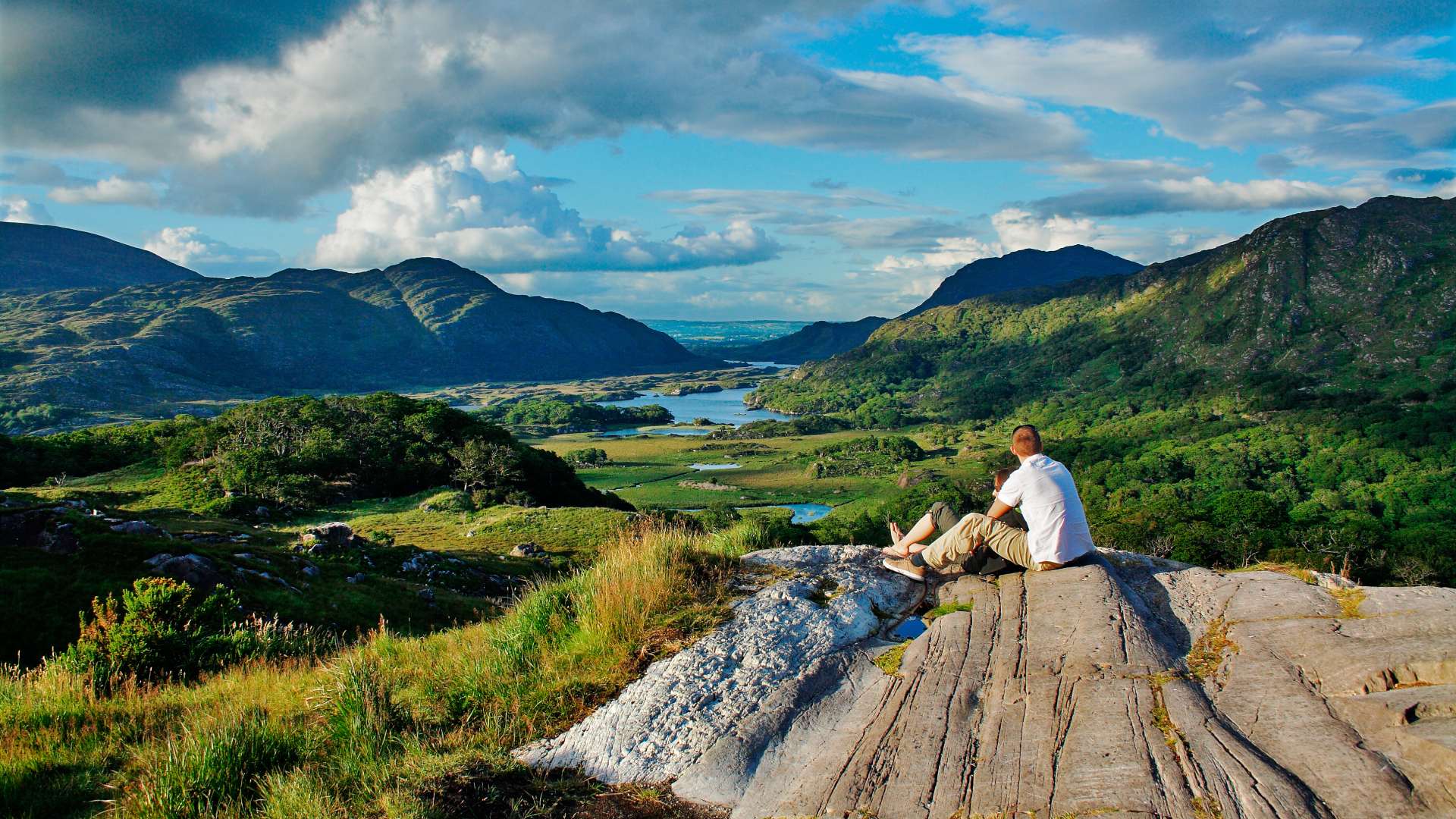 couple at ladys view ring of kerry ireland